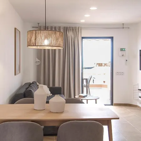 Διαμέρισμα Playa Vistas 2 With Breathtaking Sea View, Only 100 M To The Sea, Heated Pool, Aircondition For A Fee, Wifi *