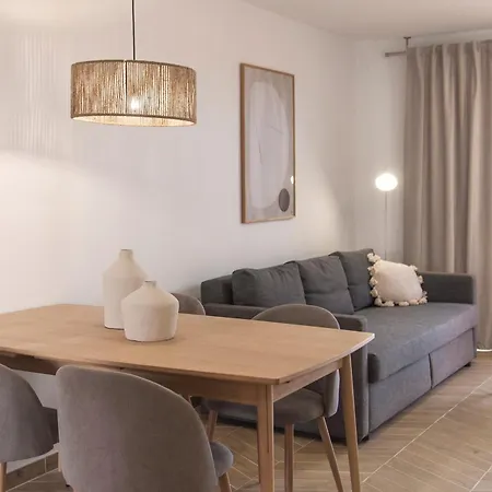 Playa Vistas 2 With Breathtaking Sea View, Only 100 M To The Sea, Heated Pool, Aircondition For A Fee, Wifi *